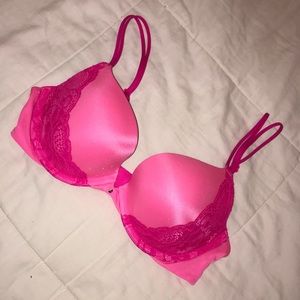 Victoria’s Secret Very Sexy Push-up Bra